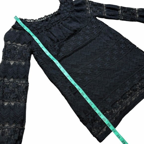 NWT American Rag Black Lace Overlay Off the Shoulder Long Sleeve Blouse - Small - Picture 11 of 16